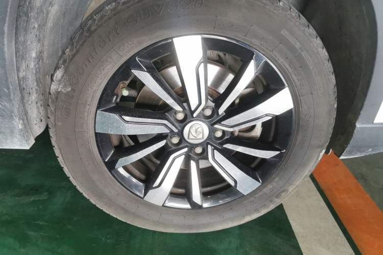 Used Baojun 530 2019 1.5T CVT Prestige Version National V Exterior 1