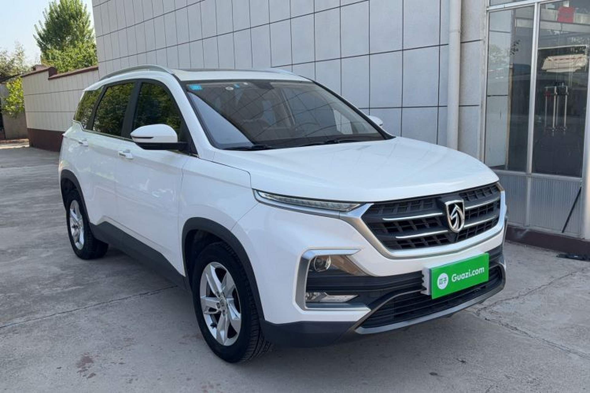 Used Baojun 530 2019 1.5T CVT Luxury Model China VI Emission Standard Exterior 2