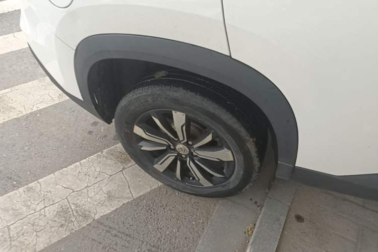 Used Baojun 530 2019 1.5T CVT Prestige Version National V Exterior 3