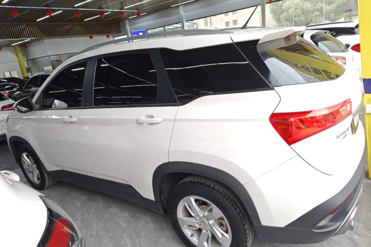 Used Baojun 530 2019 1.5T CVT Elite Model 7 Seats China V Emission Standard Exterior 5