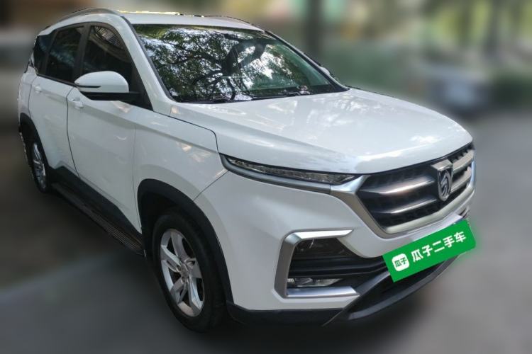 Used Baojun 530 2019 1.5T Manual Elite 7-seater National V Front Right 45 Deg