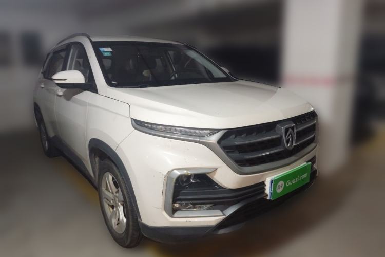 Used Baojun 530 2019 1.5T Manual Elite 7-seater National V Front Right 45 Deg
