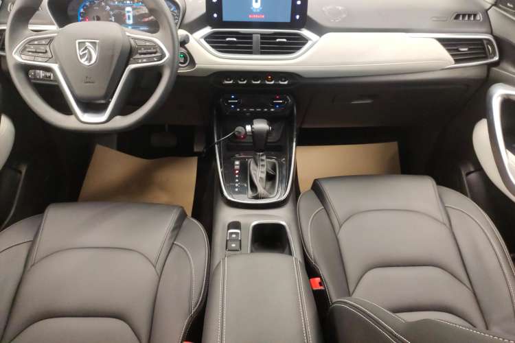 Used Baojun 530 2019 1.5T CVT Prestige Version National V Gear Lever