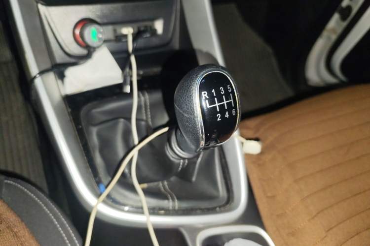 Used Baojun 530 2019 1.5T Manual Elite 7-seater National V Gear Lever