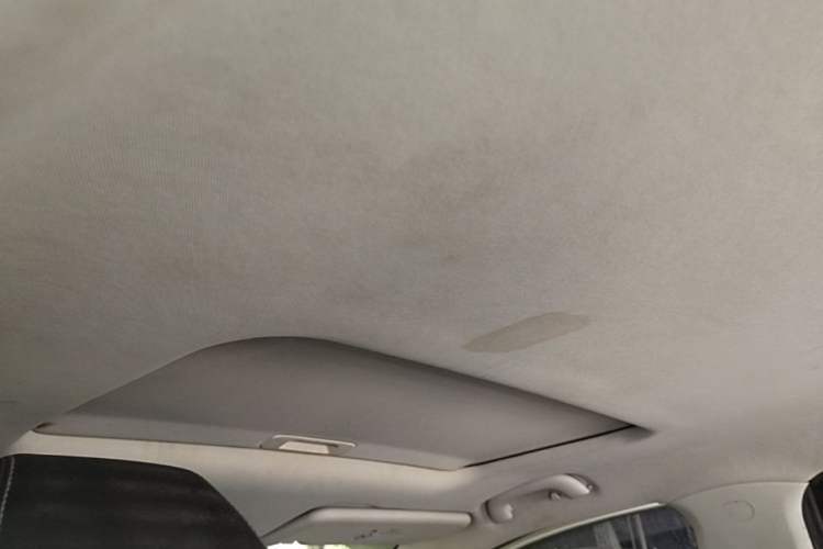 Used Baojun 530 2019 1.5T Manual Luxury 7-seater National V Headliner