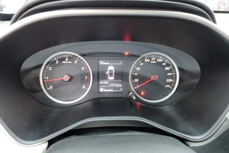 Used Baojun 530 2019 1.5T Manual Luxury 7-seater National V Instrument Cluster