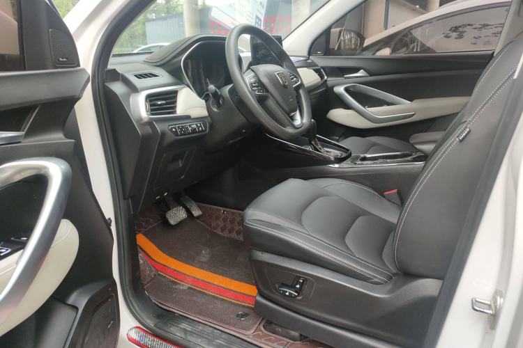 Used Baojun 530 2019 1.5T CVT Prestige Version National V Interior 2