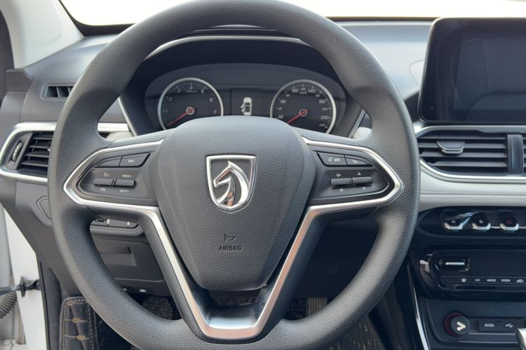 Used Baojun 530 2019 1.5T CVT Luxury Model China VI Emission Standard Interior 2