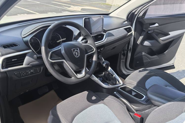 Used Baojun 530 2019 1.5T CVT Elite Version China V Interior 3
