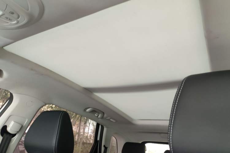 Used Baojun 530 2019 1.5T CVT Prestige Version National V Interior 3