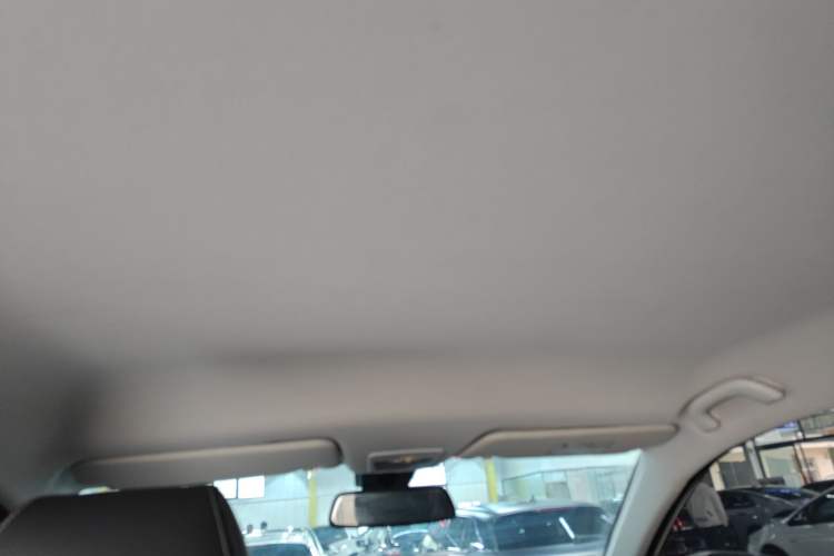 Used Baojun 530 2019 1.5T CVT Elite Model 7 Seats China V Emission Standard Interior 4