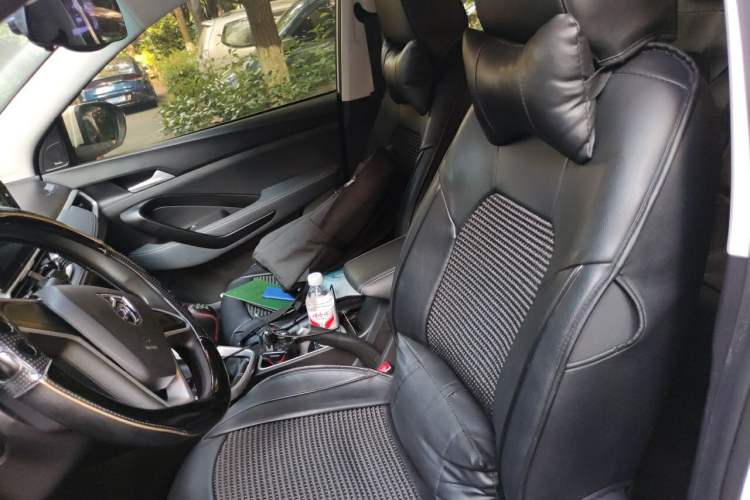 Used Baojun 530 2019 1.5T Manual Elite 7-seater National V Left Front Seat