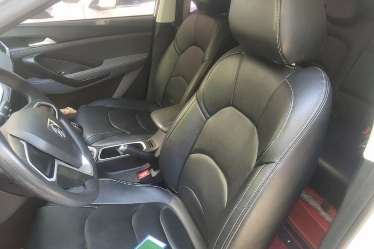 Used Baojun 530 2019 1.5T Manual Elite 7-seater National V Left Front Seat