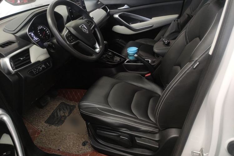 Used Baojun 530 2019 1.5T CVT Luxury Model 7 Seats China V Emission Standard Left Front Seat