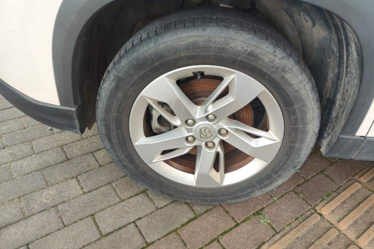 Used Baojun 530 2019 1.5T Manual Elite 7-seater China VI Left Front Wheel Hub