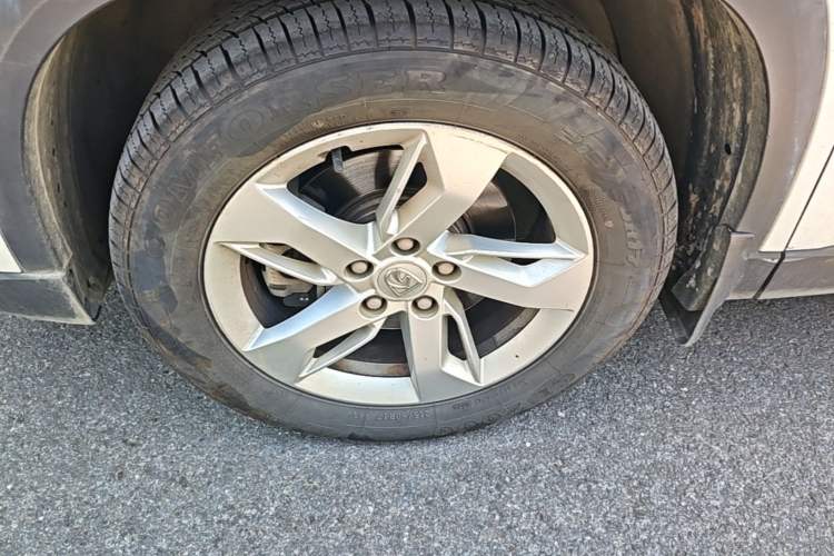 Used Baojun 530 2019 1.5T CVT Elite Version China V Left Front Wheel Hub