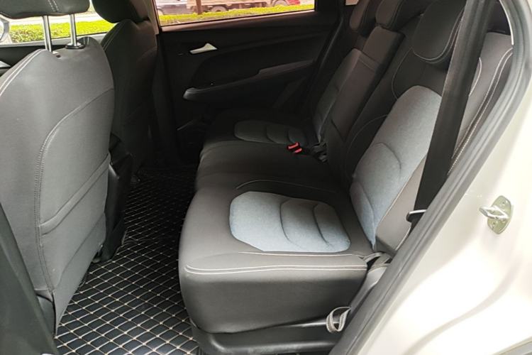 Used Baojun 530 2019 1.5T Manual Elite 7-seater National V Left Rear Seat
