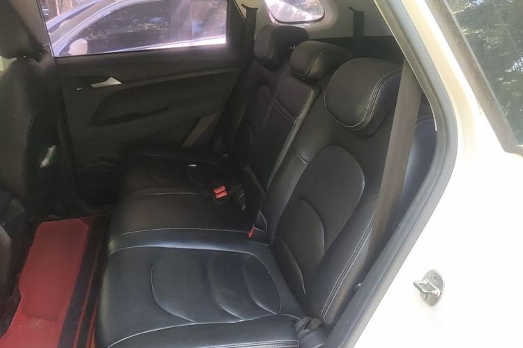 Used Baojun 530 2019 1.5T Manual Elite 7-seater National V Left Rear Seat