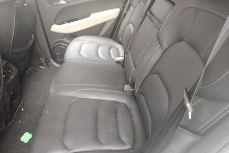 Used Baojun 530 2019 1.5T CVT Luxury Model China VI Emission Standard Left Rear Seat
