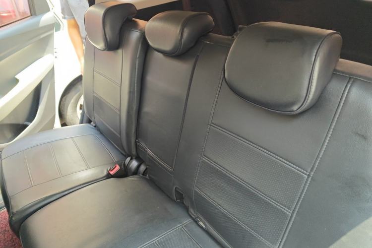 Used Baojun 530 2019 1.5T CVT Luxury Model 7 Seats China V Emission Standard Left Rear Seat