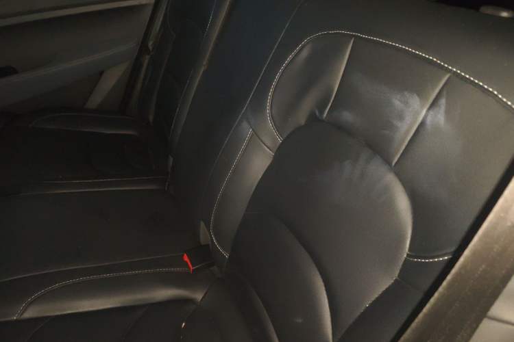 Used Baojun 530 2019 1.5T CVT Elite Version China VI Left Rear Seat