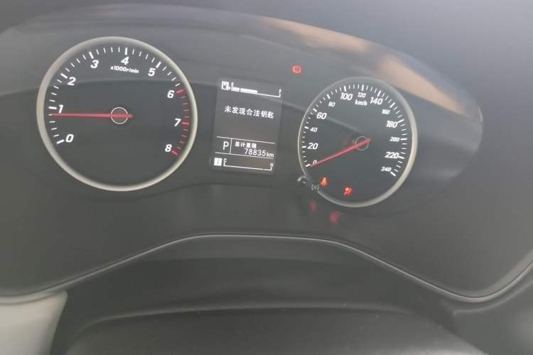 Used Baojun 530 2019 1.5T CVT Luxury 7-seater China VI Odometer Close Up
