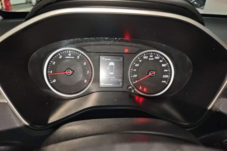 Used Baojun 530 2019 1.5T CVT Elite Version China VI Odometer Close Up