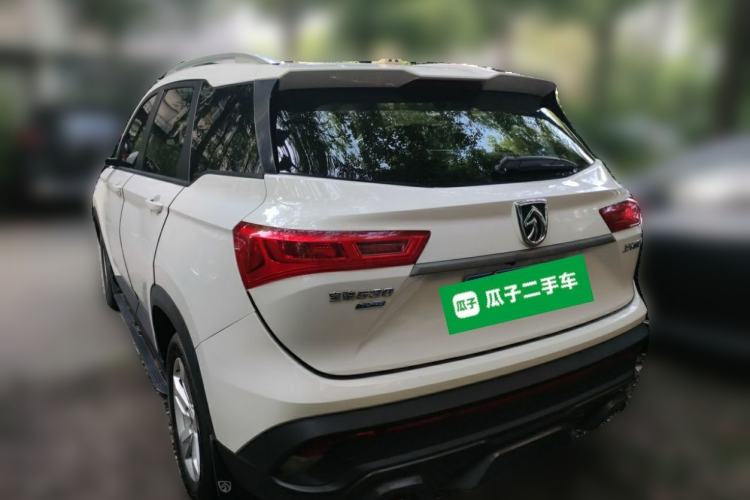 Used Baojun 530 2019 1.5T Manual Elite 7-seater National V Rear Left 45 Deg