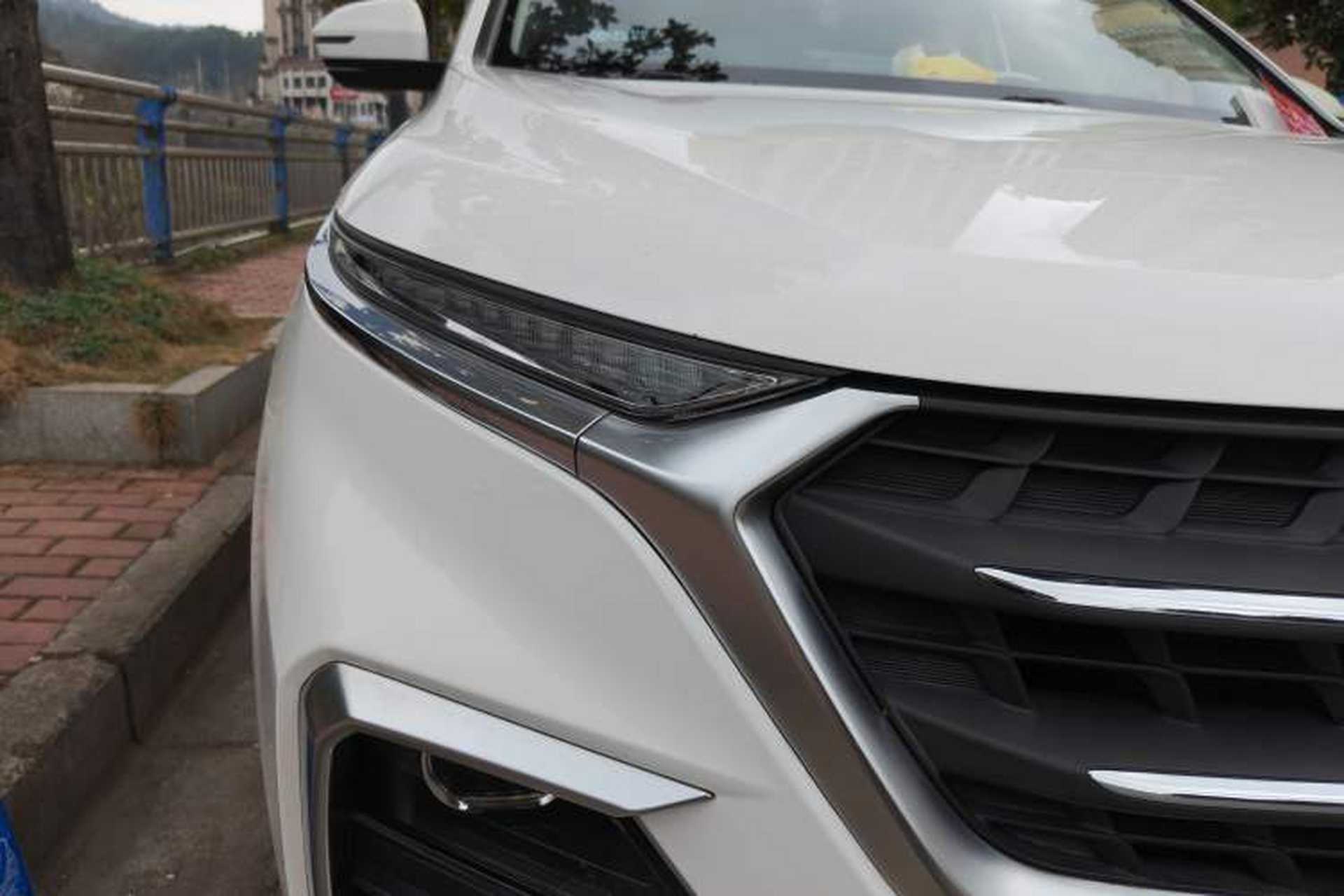 Used Baojun 530 2019 1.5T CVT Prestige Version National V Right Front Headlight