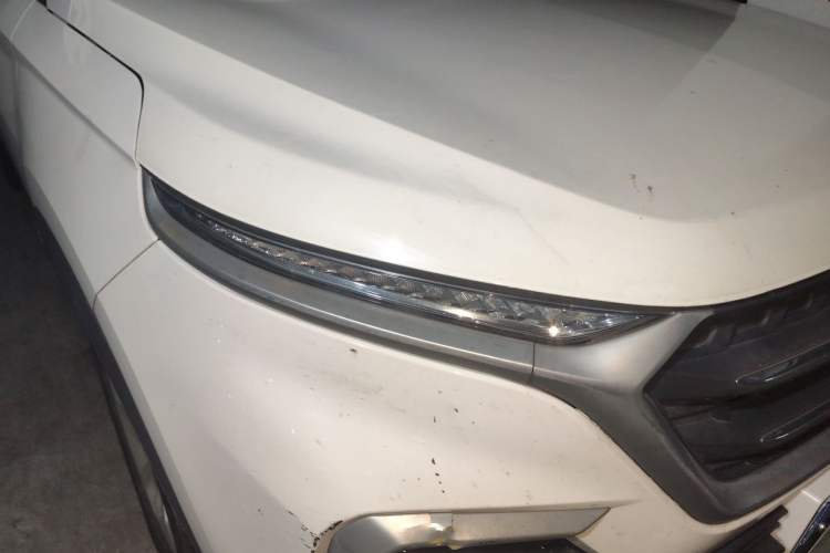 Used Baojun 530 2019 1.5T Manual Elite 7-seater National V Right Front Headlight