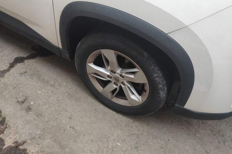 Used Baojun 530 2019 1.5T CVT Luxury Model China VI Emission Standard Right Front Wheel Hub
