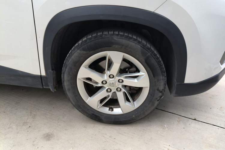 Used Baojun 530 2019 1.5T CVT Elite Version China V Right Front Wheel Hub