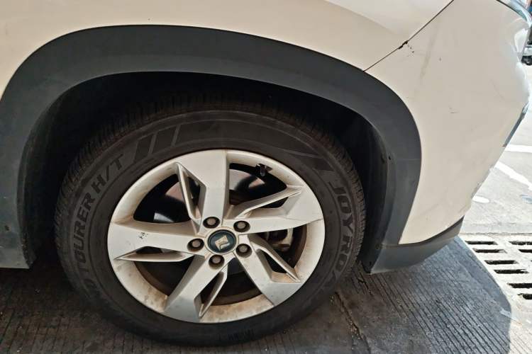 Used Baojun 530 2019 1.5T CVT Luxury Model China VI Emission Standard Right Front Wheel Hub