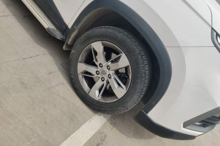 Used Baojun 530 2019 1.5T CVT Elite Model 7 Seats China V Emission Standard Right Front Wheel Hub
