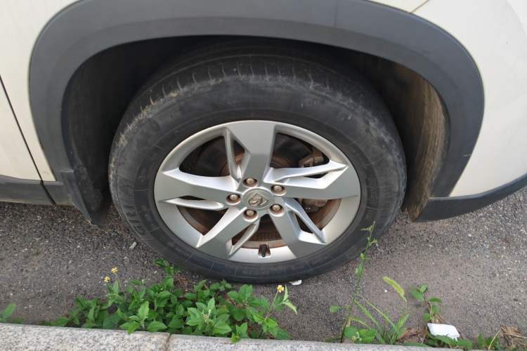 Used Baojun 530 2019 1.5T CVT Luxury Model China V Right Front Wheel Hub