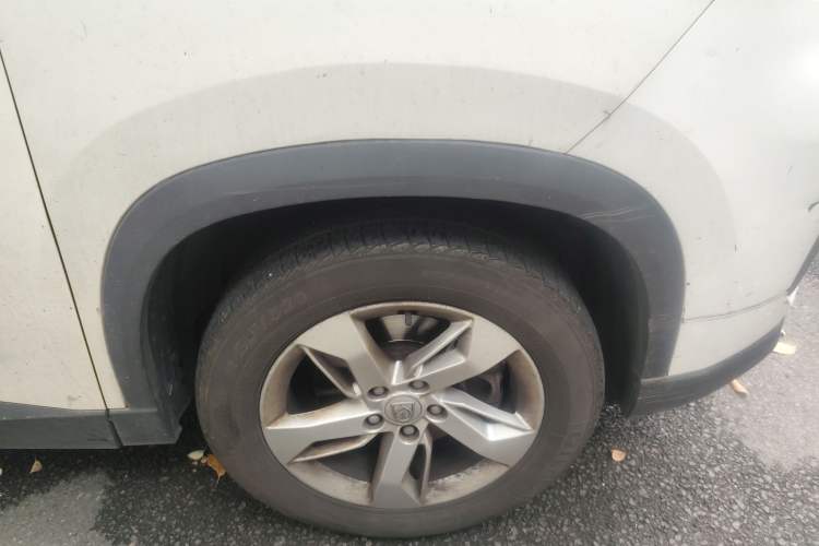Used Baojun 530 2019 1.5T CVT Elite Model 7 Seats China V Emission Standard Right Front Wheel Hub