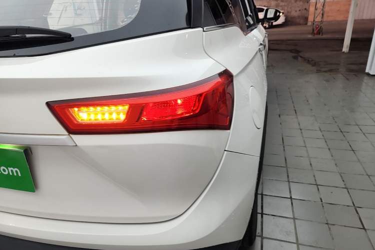 Used Baojun 530 2019 1.5T Manual Luxury 7-seater National V Right Rear Taillight