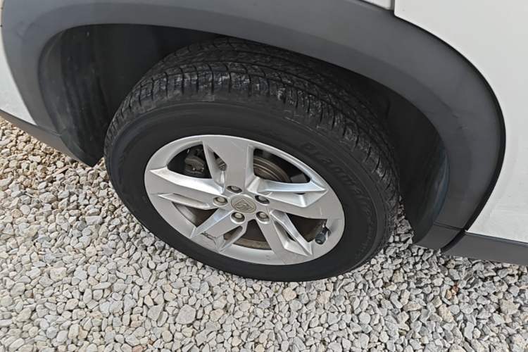 Used Baojun 530 2019 1.5T CVT Elite Version China V Right Rear Wheel Hub