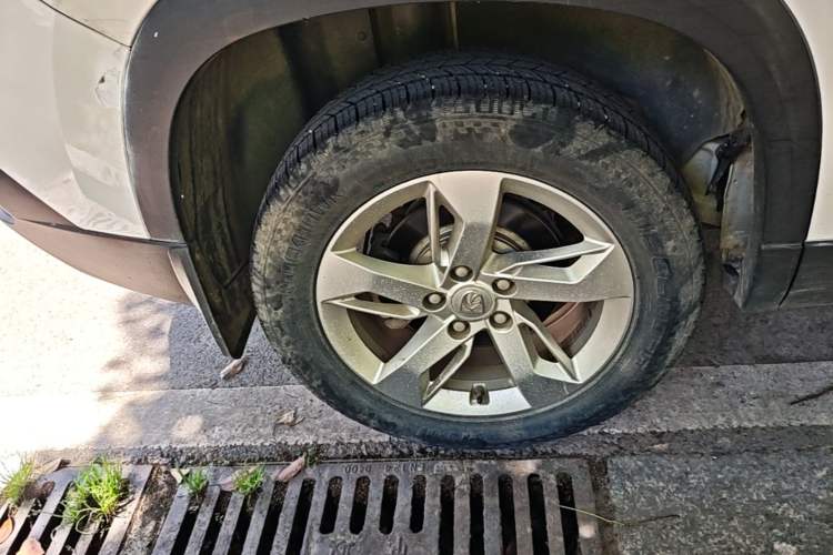 Used Baojun 530 2019 1.5T CVT Elite Version China V Right Rear Wheel Hub