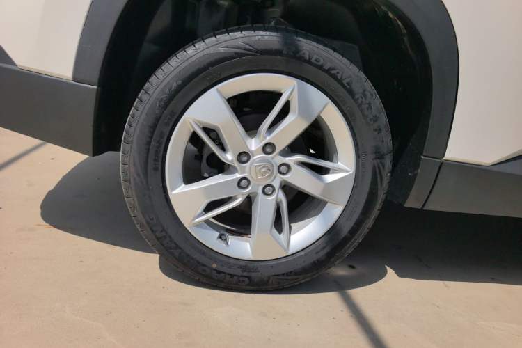 Used Baojun 530 2019 1.5T Manual Comfort Version China VI Right Rear Wheel Hub
