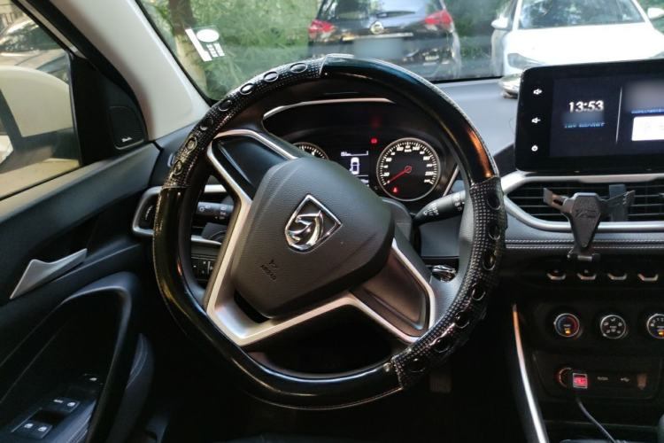 Used Baojun 530 2019 1.5T Manual Elite 7-seater National V Steering Wheel