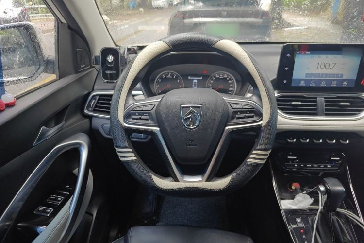Used Baojun 530 2019 1.5T CVT Luxury 7-seater China VI Steering Wheel