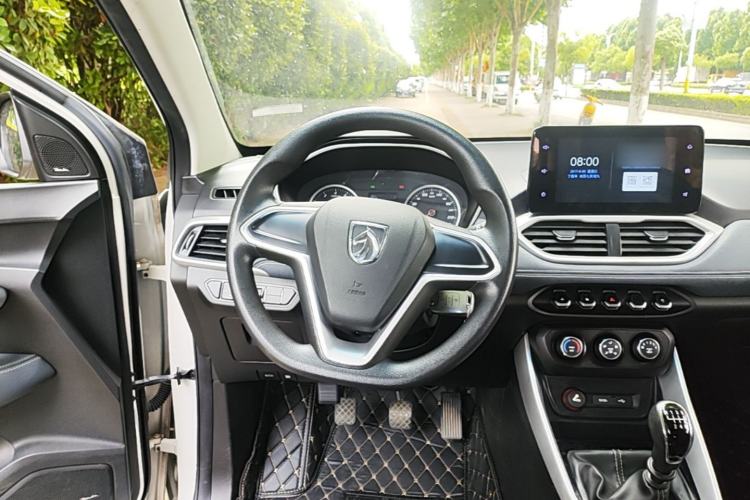 Used Baojun 530 2019 1.5T Manual Elite 7-seater National V Steering Wheel