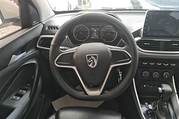 Used Baojun 530 2019 1.5T CVT Elite Version China V Steering Wheel