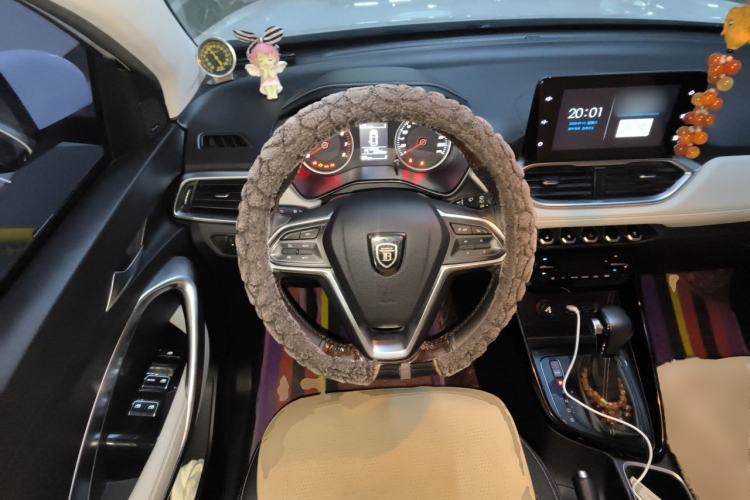 Used Baojun 530 2019 1.5T CVT Luxury 7-seater China VI Steering Wheel