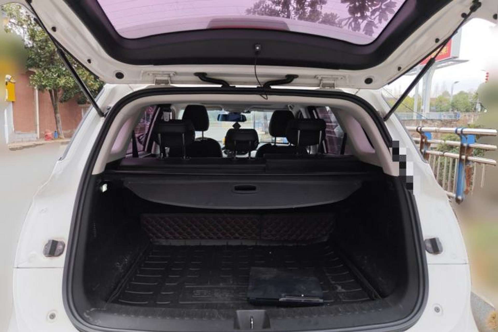 Used Baojun 530 2019 1.5T CVT Prestige Version National V Trunk