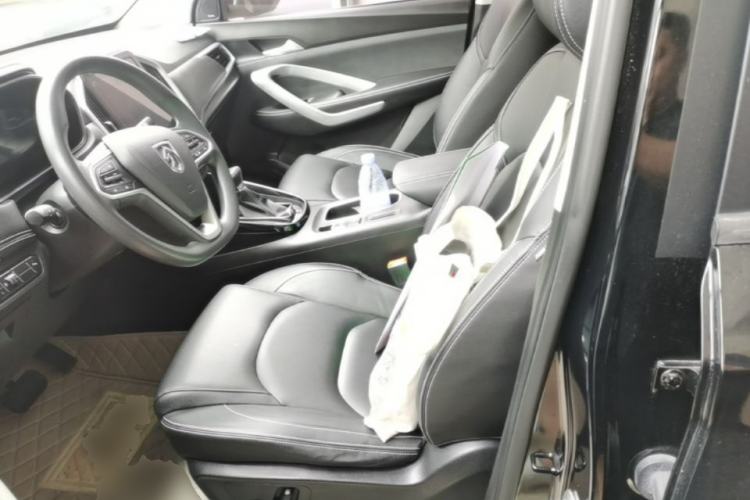 Used Baojun 530 2020 1.5T CVT Prestige Connected Version 7 Seats Left Front Seat