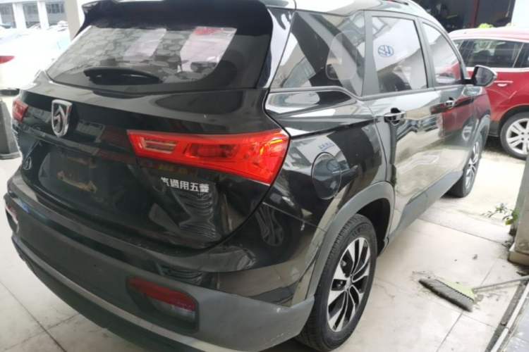 Used Baojun 530 2020 1.5T CVT Prestige Connected Version 7 Seats Rear Right 45 Deg