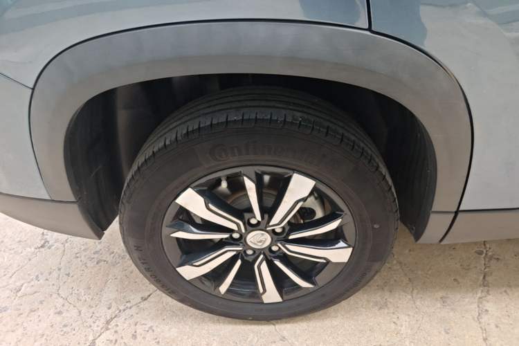 Used Baojun 530 2020 1.5T CVT Prestige Connected Version 5 Seats Right Rear Wheel Hub