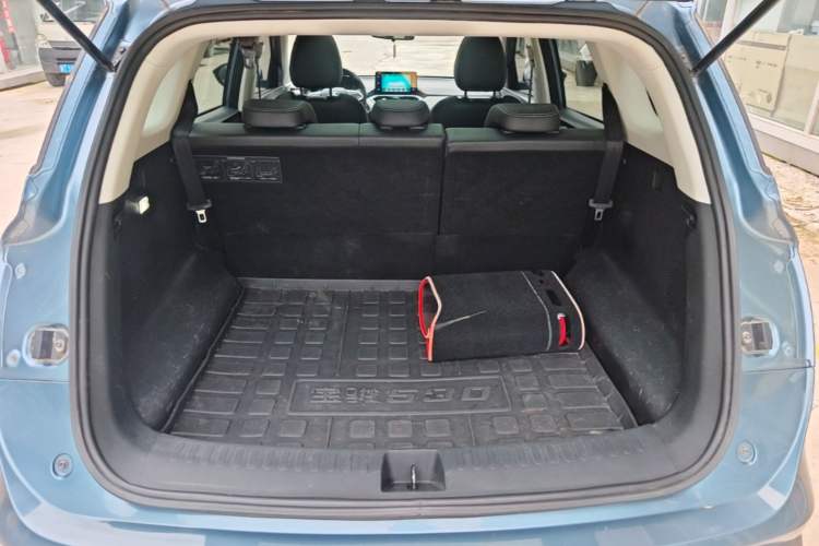 Used Baojun 530 2020 1.5T CVT Prestige Connected Version 5 Seats Trunk